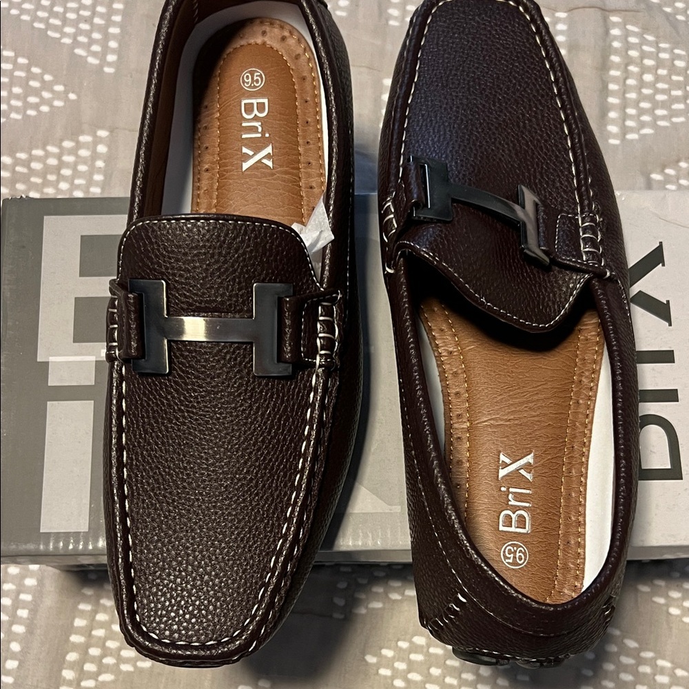 Men's Chocolate Leather Slip-On Loafers - Picture 6 of 9